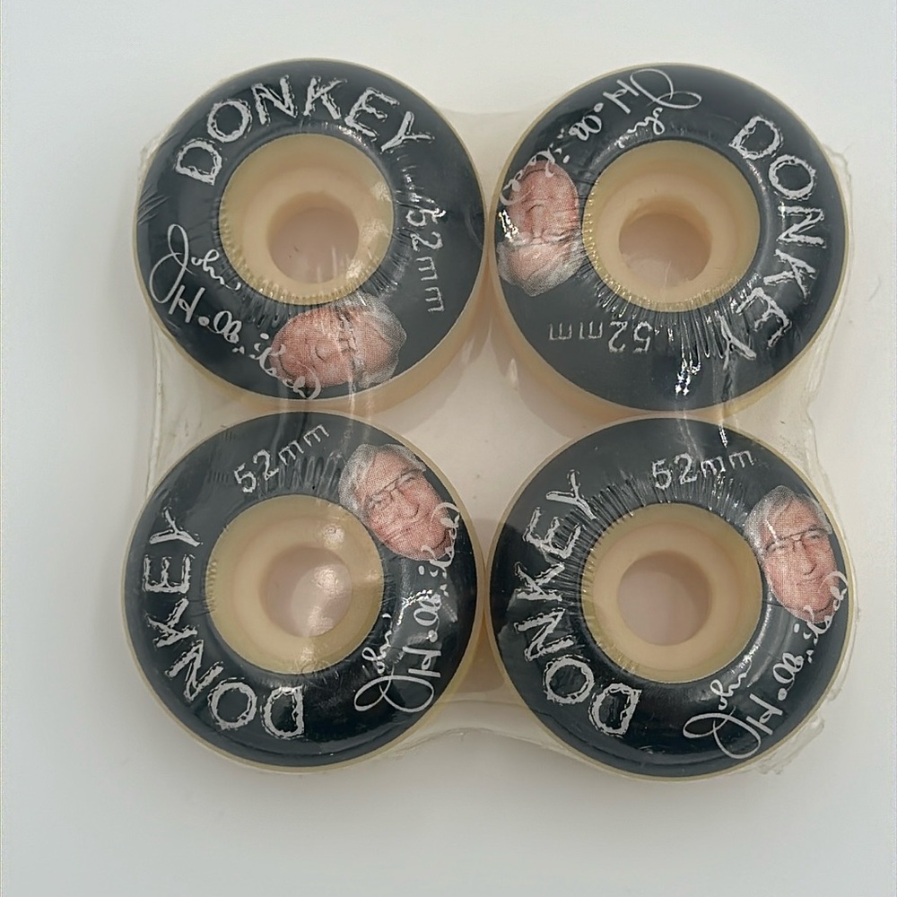 Donkey, John Hollenitsch skate wheels